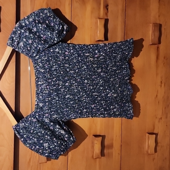 NWT thereabouts: SquareNeck ShortSleeve Blouse, Navy Floral, Big Girls M (10-12) - Picture 6 of 7